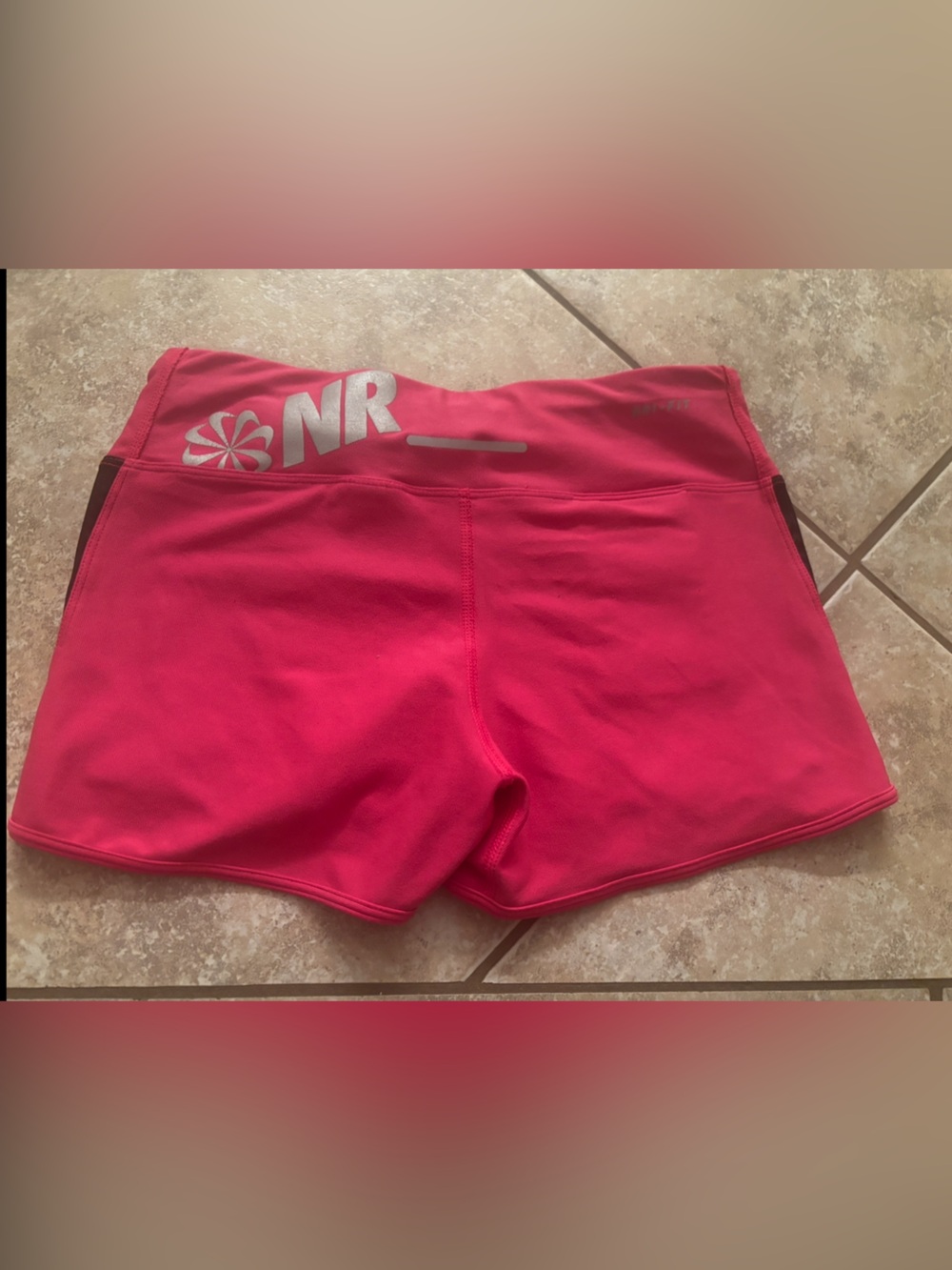 Women's Hot Pink Performance Shorts. NIKE M